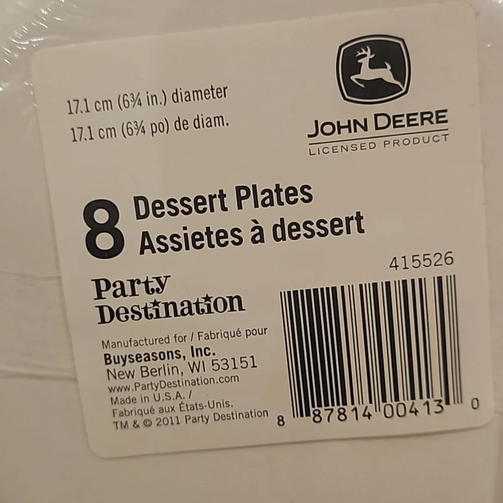 John Deere NWT Pink Camo Dessert Paper Plates & Napkins 6 Plates & 5 Napkins